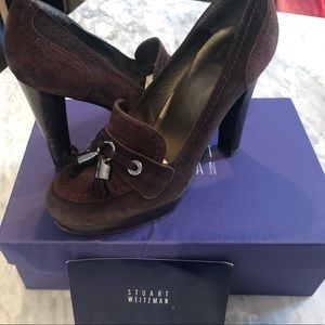 Stuart Weitzman “Tassup” in Cola Suede